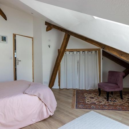 APPARTEMENT DUPLEX SAUMUR CENTRE, refait à neuf, à proximité du château Exterior foto